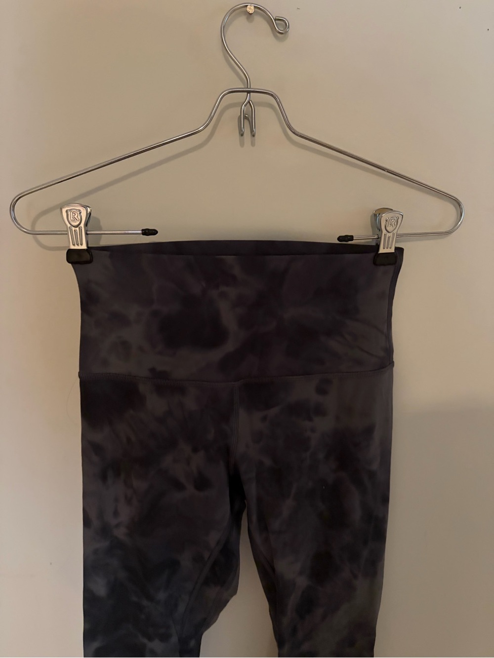 Lululemon align leggings size 4 washed grey tie die